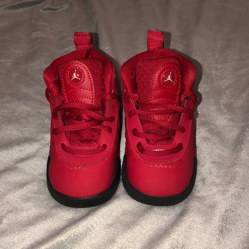 Jordan sneakers baby size 5